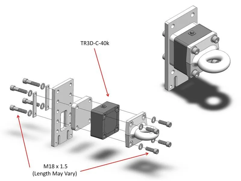 Disegno esploso del montaggio: piastra del rimorchio, distanziale, trasduttore di forza TR3D-C-40K e la flangia che porta l’anello, imbullonati da parte a parte; vista assemblata accanto